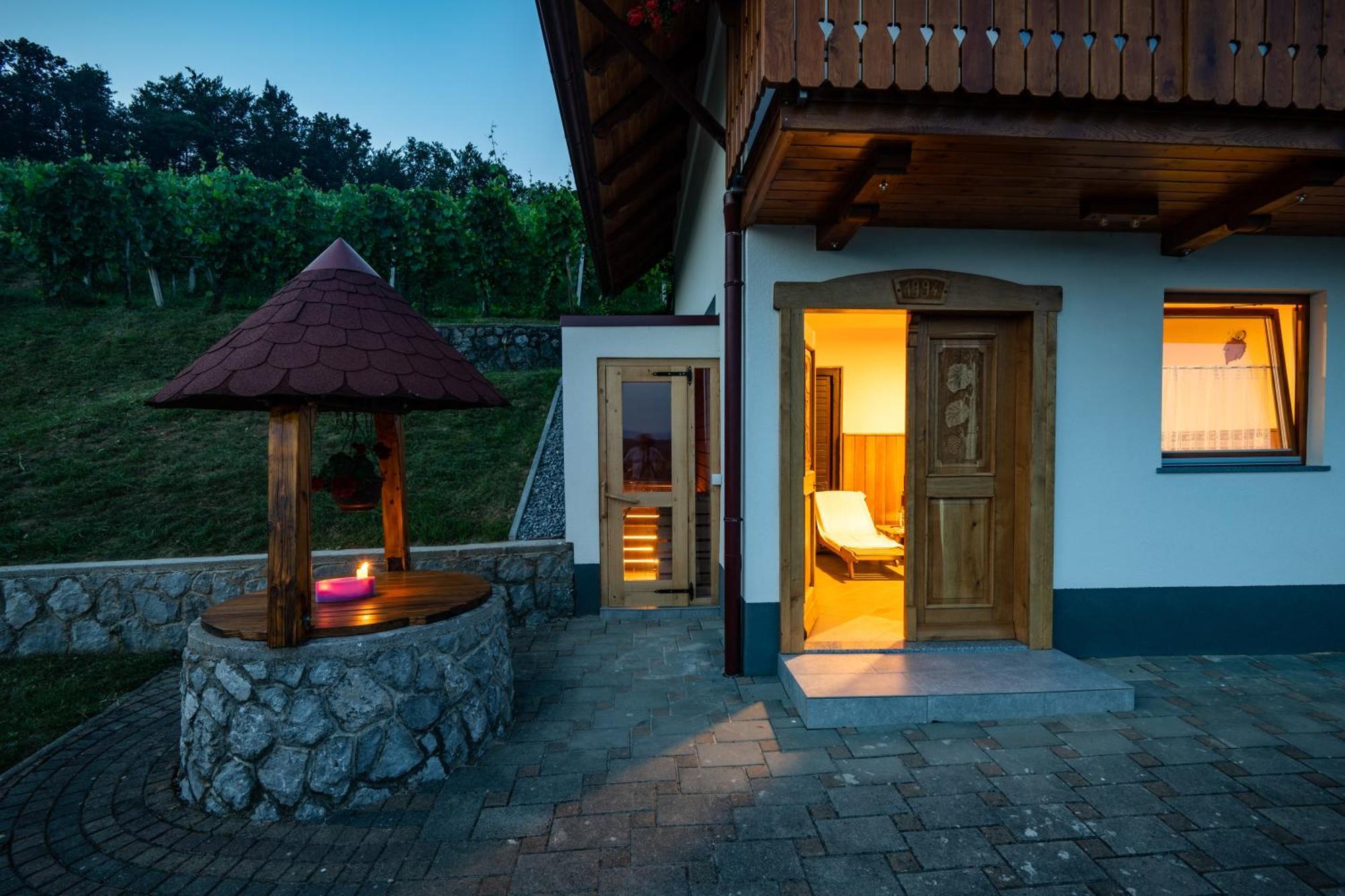 Vineyard Cottage Krivic Trebelno Exteriér fotografie